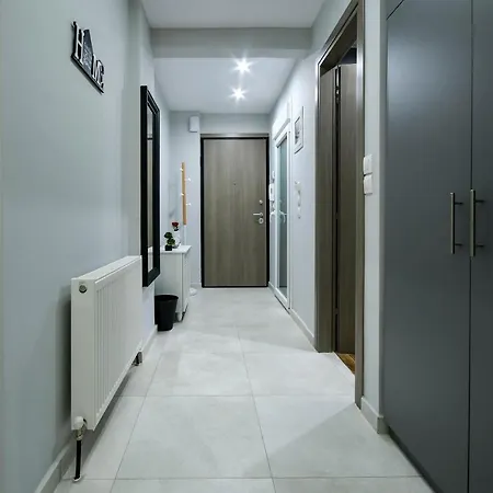 Center Luxury Tesalónica